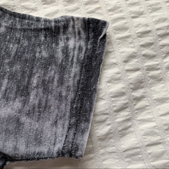 Urban Outfitters Gray Mock Neck Distressed Top - Picture 5 of 7